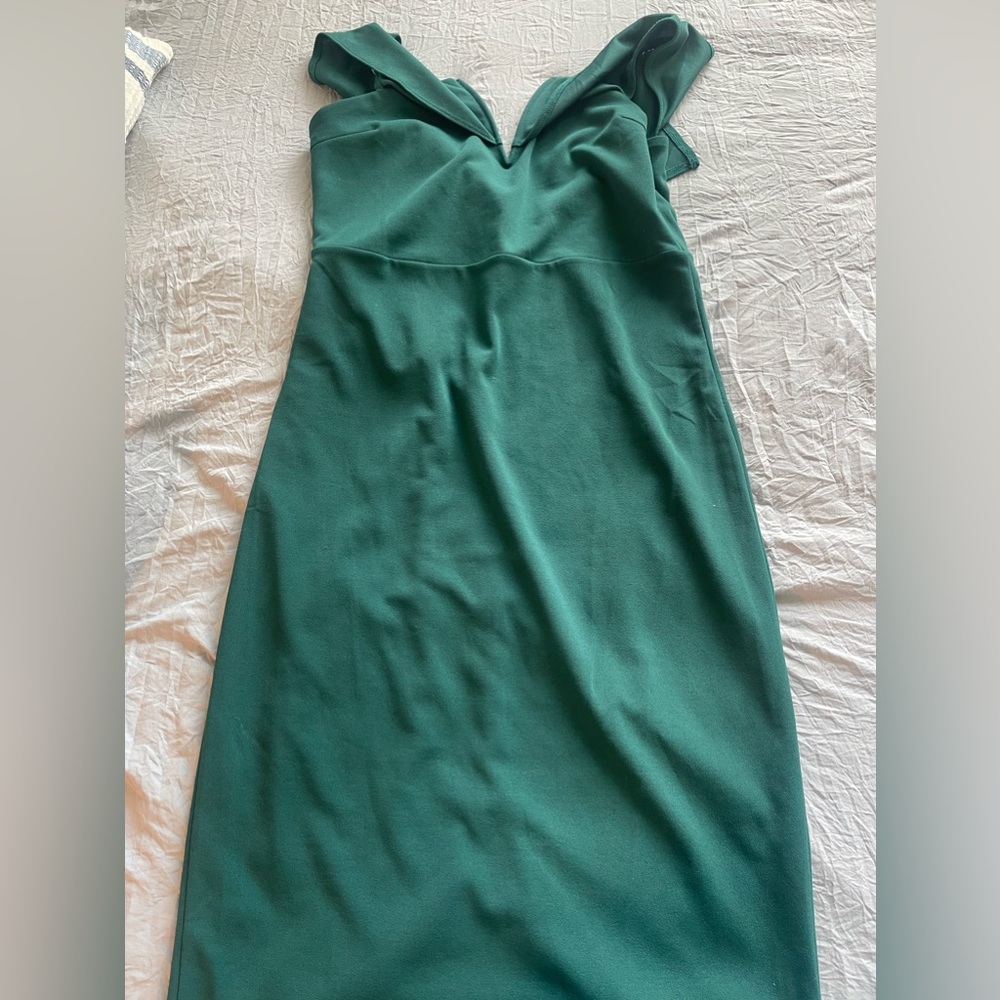 Lulu’s Green Midi Dress